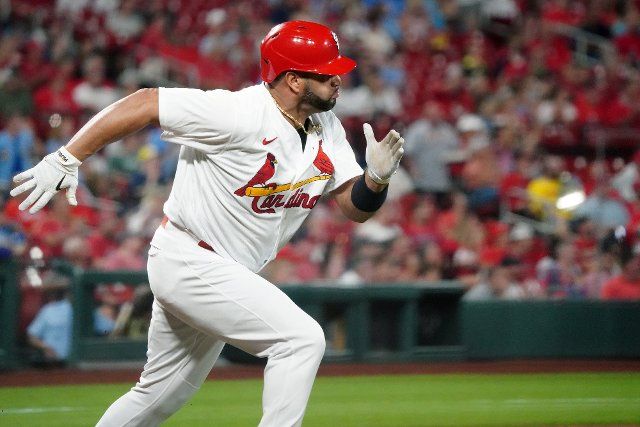 St. Louis Cardinals Albert Pujols legs out a single in the sixth inning against the Colorado Rockies at Busch Stadium in St. Louis on Tuesday, August 16, 2022. Photo by Bill Greenblatt