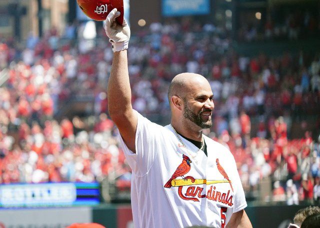 St. Louis Cardinals Albert Pujols tips his helmet to the fans after hitting a grand slam home run in the third inning against the Colorado Rockies at Busch Stadium in St. Louis on Thursday, August 18, 2022.St. Louis defeated Colorado 13-0. Photo by Bill Greenblatt