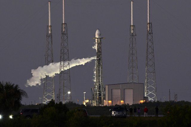 A SpaceX Falcon 9 rocket vents propellant minutes before a computer determined an anomaly with a system in the the first stage causing the count to hold approximately 30 seconds before liftoff from Complex 40 at the Cape Canaveral Space Force Station, Florida on Thursday, October 6, 2022. SpaceX Launch Managers scrubbed the launch attempt shortly afterward. On board are two Galaxy Communications Satellites for Intelsat. Photo by Joe Marino