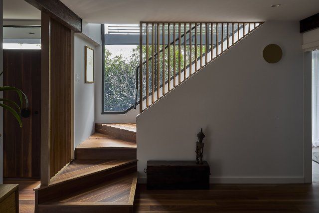 Entrance and staircase. Birchgrove House, Sydney, Australia. Architect: TW Architects, 2021
