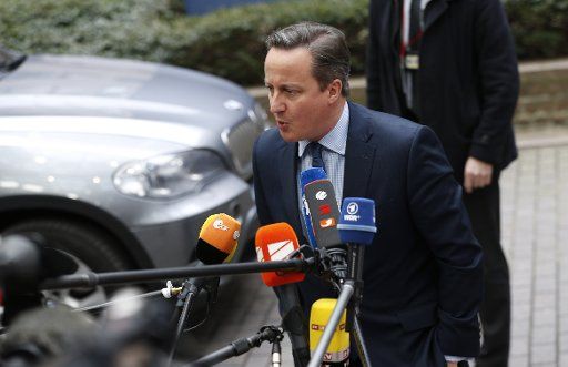 (160218) -- BRUSSELS, Feb. 18, 2016 (Xinhua) -- British Prime Minister David Cameron addresses the media upon his arrival at a two-day European Union summit at EU headquarters in Brussels, Belgium, Feb. 18, 2016. (Xinhua\/Ye Pingfan)