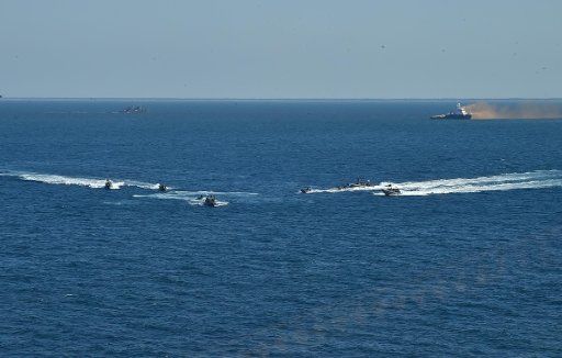 (171020) -- ALEXANDRIA, Oct. 20, 2017 (Xinhua) -- Egyptian navy participate in a naval drill marking the Egyptian Naval Day at the sea near Alexandria, Egypt, Oct. 19, 2017. (Xinhua\/MENA) (psw)