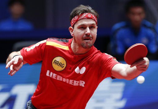 (180506) -- HALMSTAD, May 6, 2018 (Xinhua) -- Timo Boll of Germany returns the ball to Jeoung Youngsik of South Korea during the Men\