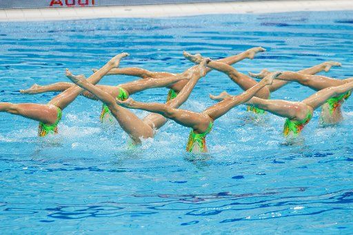 (180721) -- BUDAPEST, July 21, 2018 (Xinhua) -- Members of team Ukraine perform during the women team technical final at the 16th FINA World Junior Artistic Swimming Championships in Budapest, Hungary, on July 20, 2018. Team Ukraine won the silver medal with 90.3331 points. (Xinhua\/Szilard Voros)
