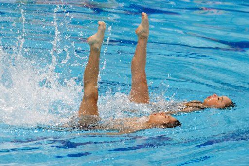 (180722) -- BUDAPEST, July 22, 2018 (Xinhua) -- Bronze medalists Jimma Iwasaki and Kana Miyauchi of Japan perform during the mixed duet technical final at the 16th FINA World Junior Artistic Swimming Championships in Budapest, Hungary on July 21, 2018. Jimma Iwasaki and Kana Miyauchi won the bronze medal with 78.7287 points. (Xinhua\/Szilard Voros)