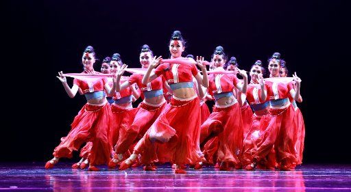 (180726) -- BEIJING, July 26, 2018 (Xinhua) -- Dancers from Guangzhou Arts School perform during a dance exhibition at Beijing Dancing Academy in Beijing, capital of China, July 25, 2018. The dance exhibition hosted by Chinese Dancers Association was held from July 23 to 25 and provided an opportunity for students from art schools to present their dance talents. (Xinhua\/Pan Xu)(wsw)