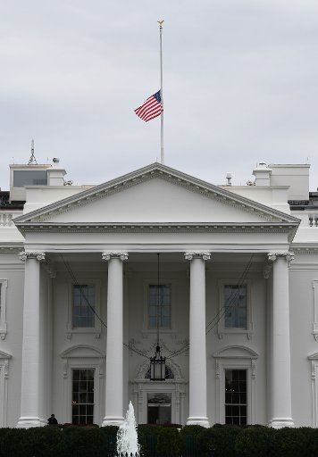 (181028) -- WASHINGTON, Oct. 28, 2018 (Xinhua) -- The U.S. flag is seen at half-staff at the White House in Washington D.C., the United States, Oct. 28, 2018. U.S. President Donald Trump has ordered flags at federal buildings throughout the country to be flown at half-staff in "solemn respect" for the shooting victims at a Pittsburgh synagogue. At least 11 people were killed and six others injured after a gunman opened fire Saturday morning inside a synagogue in Pittsburgh, U.S. state of Pennsylvania. (Xinhua\/Liu Jie)