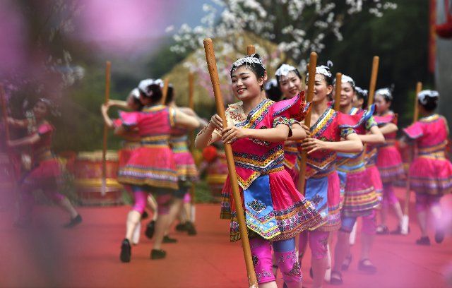 (190408) -- BEIJING, April 8, 2019 (Xinhua) -- People dance to celebrate the Sanyuesan Festival in Guitai Township in Qinzhou, south China\