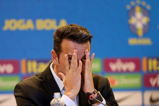 (190518) -- RIO DE JANEIRO, May 18, 2019 (Xinhua) -- Edu Gaspar, general coordinator of the Brazilian national football team, reacts during a press conference to announce the list of the 23 players for the Copa America 2019 at the headquarter of CBF (Brazilian Football Confederation) in Rio de Janeiro, RJ, Brazil, on May 17, 2019. The tournament will be held from June 14 to July 7 in five cities in Brazil. (Xinhua\/Li Ming