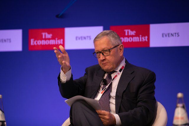 (190716) -- ATHENS, July 16, 2019 (Xinhua) -- European Stability Mechanism (ESM) Managing Director Klaus Regling speaks during an economic forum in Athens, Greece, on July 16, 2019. Greece\