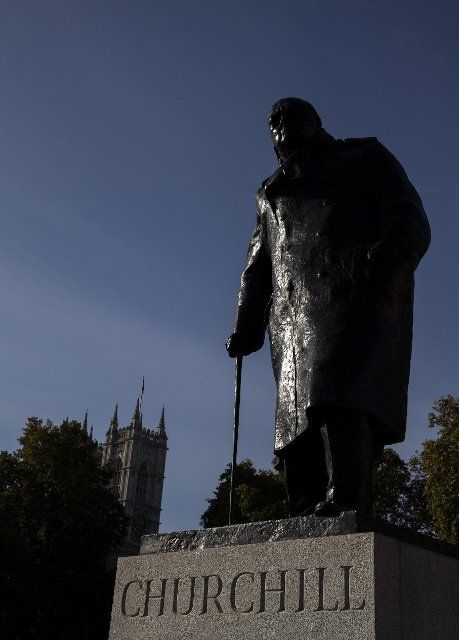 (191028) -- LONDON, Oct. 28, 2019 (Xinhua) -- Photo taken on Oct. 28, 2019 shows the statue of Winston Churchill in London, Britain. President of the European Council Donald Tusk said on Monday that the European Union\