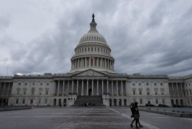 (200213) -- WASHINGTON, Feb. 13, 2020 (Xinhua) -- The Capitol is seen in Washington D.C., the United States, on Feb. 13, 2020. U.S. Senate on Thursday passed a resolution curbing the U.S. president\