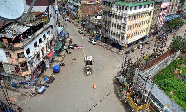 (210602) -- GUWAHATI, June 2, 2021 (Xinhua) -- Photo taken on June 2, 2021 shows a view of a deserted bazaar, a major commercial hub in Guwahati, India. A partial lockdown took effect here earlier to curb the spread of COVID-19 pandemic. (Str\/Xinhua