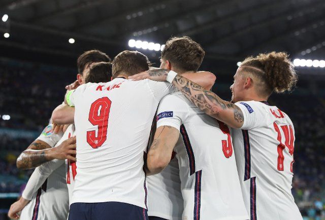(210704) -- ROME, July 4, 2021 (Xinhua) -- Players of England celebrate scoring during the UEFA EURO 2020 quarterfinal match between England and Ukraine in Rome, Italy on July 3, 2021. (Xinhua\/Cheng Tingting