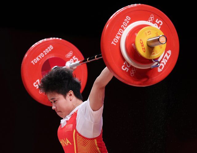 (210724) -- TOKYO, July 24, 2021 (Xinhua) -- Hou Zhihui of China competes during the women\