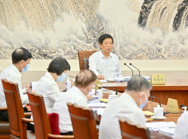 (220729) -- BEIJING, July 29, 2022 (Xinhua) -- Li Zhanshu, chairman of the National People\
