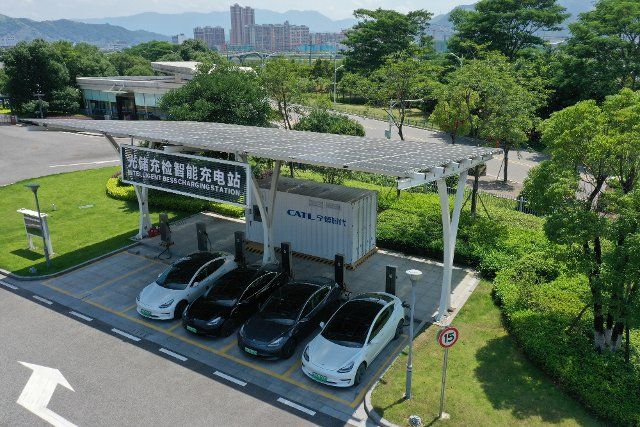 (220708) -- FUZHOU, July 8, 2022 (Xinhua) -- Aerial photo taken on June 24, 2022 shows an intelligent BESS charging station in the headquarters of Contemporary Amperex Technology Co., Ltd. (CATL) in Ningde, southeast China\
