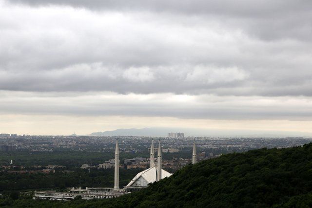 (220812) -- ISLAMABAD, Aug. 12, 2022 (Xinhua) -- Photo taken on Aug. 11, 2022 shows clouds over Islamabad, capital of Pakistan. (Xinhua\/Ahmad Kamal