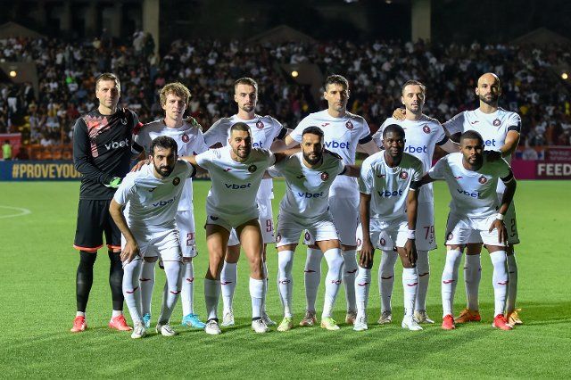 (220819) -- YEREVAN, Aug. 19, 2022 (Xinhua) -- Players of FC Pyunik pose for group photos before the qualifying match of UEFA Europa League 2022 between Armenia\