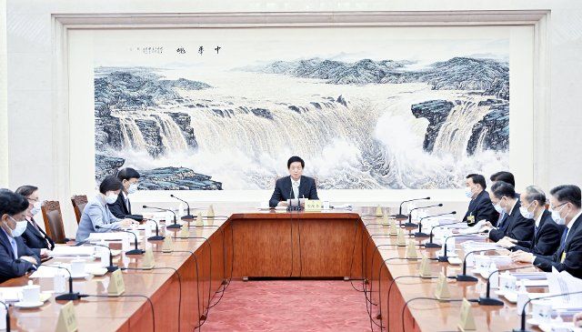 (221029) -- BEIJING, Oct. 29, 2022 (Xinhua) -- Li Zhanshu, chairman of the National People\