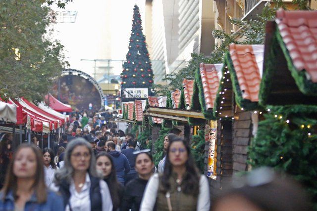 (221205) -- BEIRUT, Dec. 5, 2022 (Xinhua) -- Christmas decorations are seen in downtown Beirut, Lebanon, on Dec. 4, 2022. (Xinhua\/Bilal Jawich