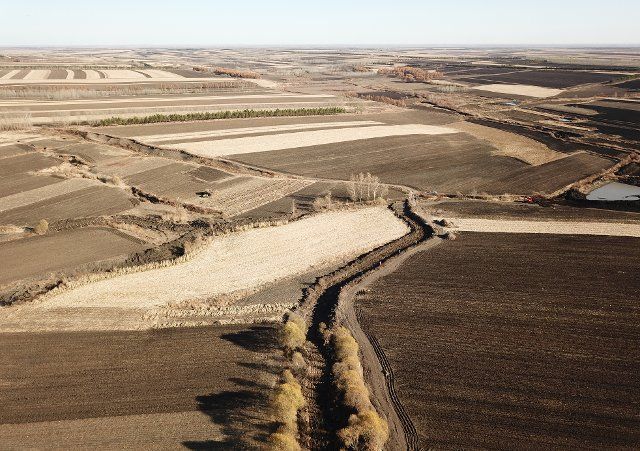 (221205) -- HARBIN, Dec. 5, 2022 (Xinhua) -- This aerial photo taken on Oct. 18, 2022 shows a site of a soil erosion restoring project at Sandao Town, Baiquan County, northeast China\