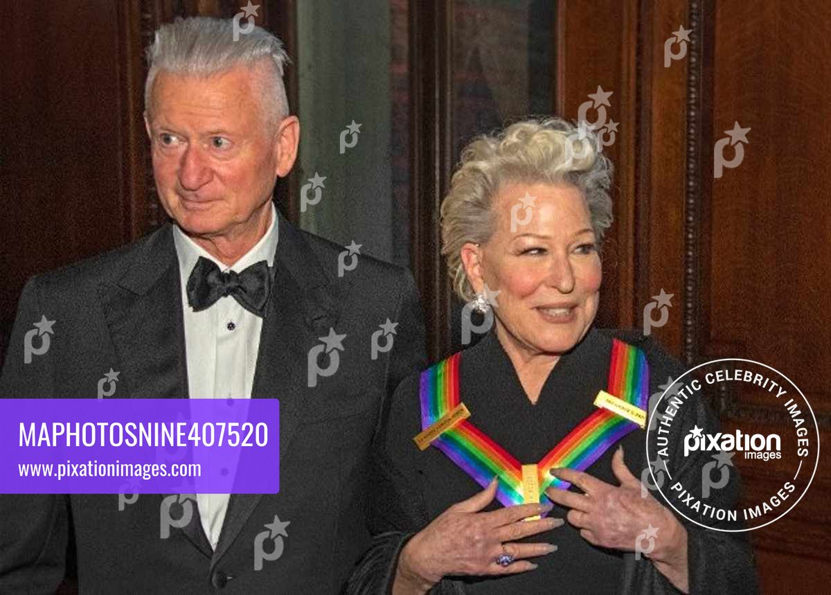 44th Annual Kennedy Center Honors Formal Group Photo