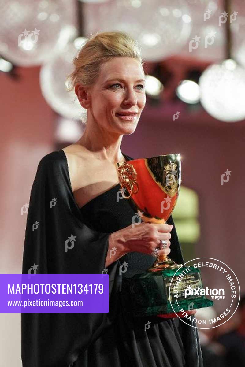 Award Winners Photocall - 79th Venice International Film Festival - Cate Blanchett
