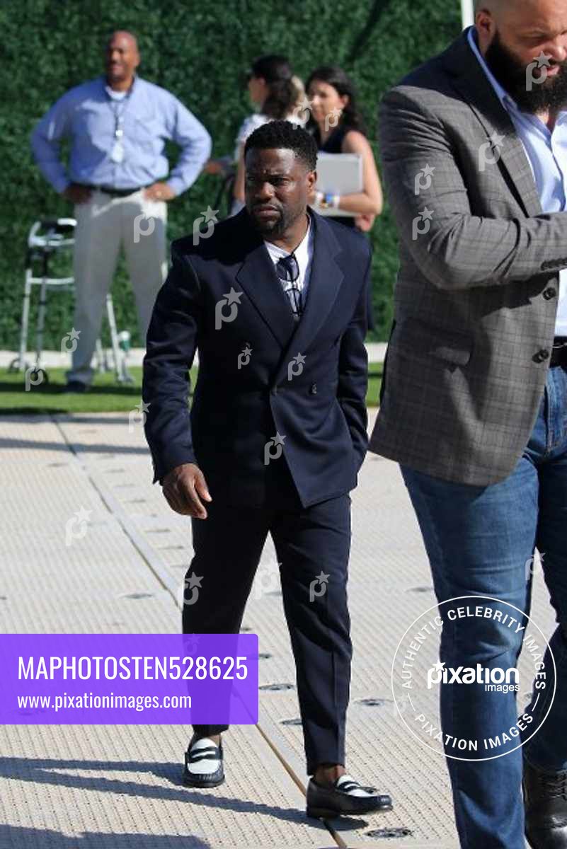 Comedian Kevin Hart is seen leaving a JP Morgan event in Miami