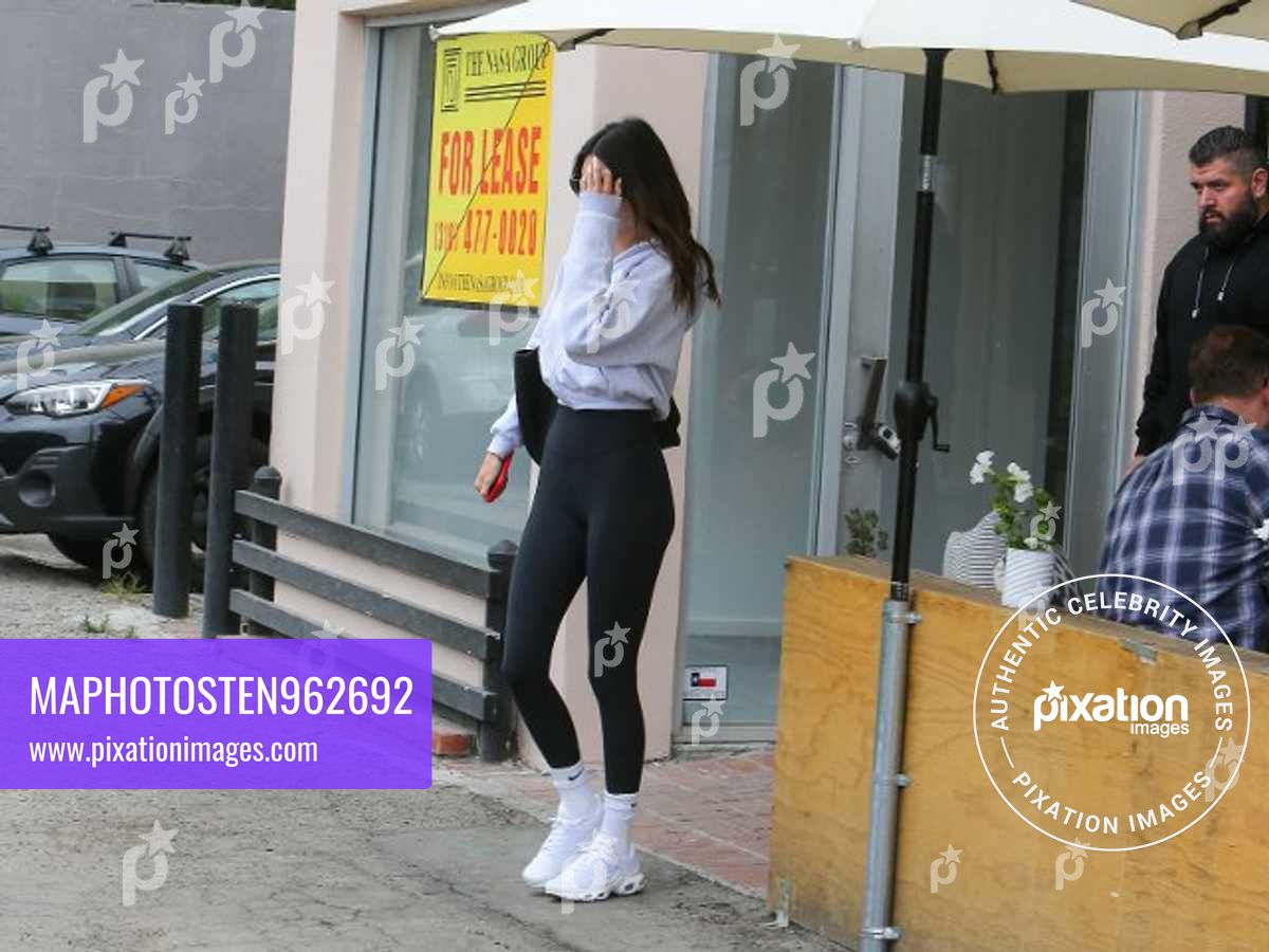 Kendall Jenner runs errands in West Hollywood